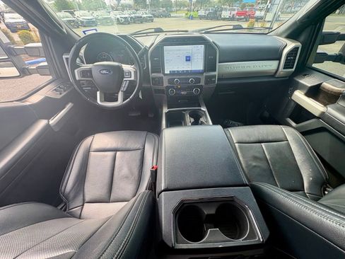 Used 2022 Ford F250 Lariat w/ Lariat Value Package AWD/4WD image 13