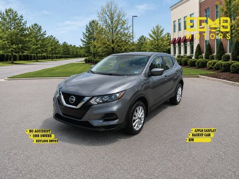 Used 2021 Nissan Rogue Sport S FWD image 2