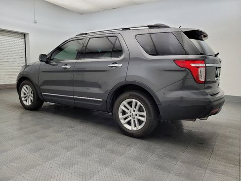 Used 2015 Ford Explorer XLT w/ Equipment Group 202B image 3