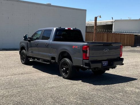 Used 2024 Ford F250 XL w/ STX Appearance Package AWD/4WD image 4