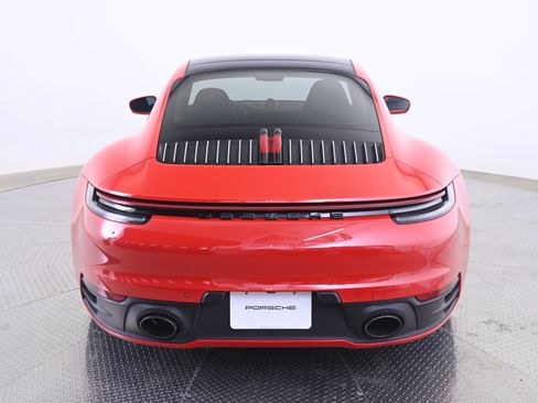 Used 2022 Porsche 911 Carrera S RWD image 6