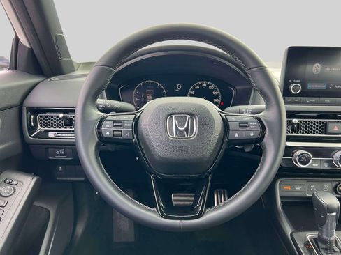 Used 2025 Honda Civic Sport image 14