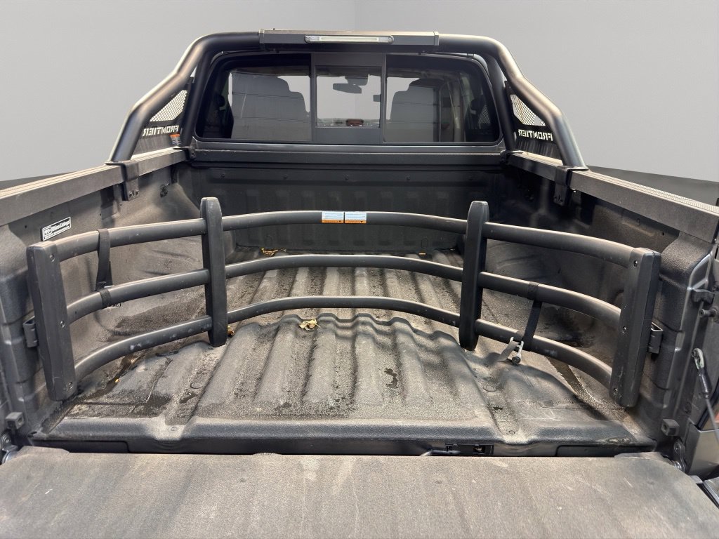 Used 2022 Nissan Frontier SV AWD/4WD image 18