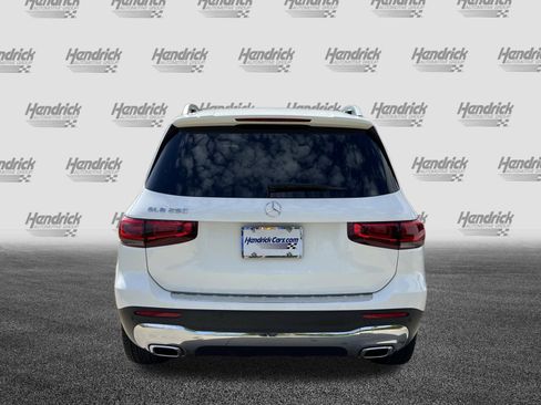 Used 2022 Mercedes-Benz GLB 250 image 8
