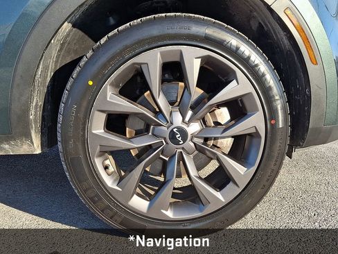 Used 2023 Kia Sorento X-Line EX image 9