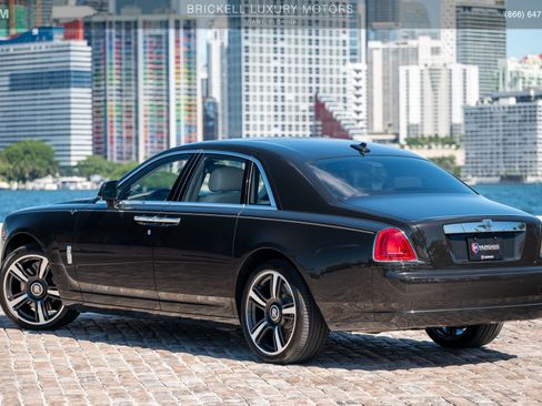 Used 2014 Rolls-Royce Ghost image 9