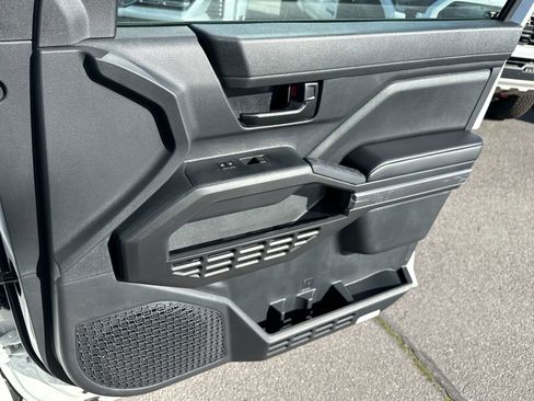 New 2026 Toyota Tacoma SR5 w/ SR5 Upgrade Package image 15