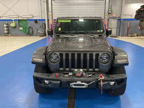 Used 2018 Jeep Wrangler Unlimited Rubicon AWD/4WD image 2