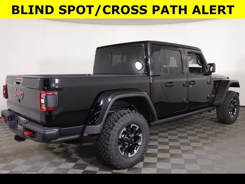 New 2025 Jeep Gladiator Rubicon image 9
