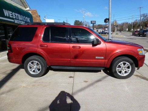 Used 2008 Ford Explorer XLT image 5