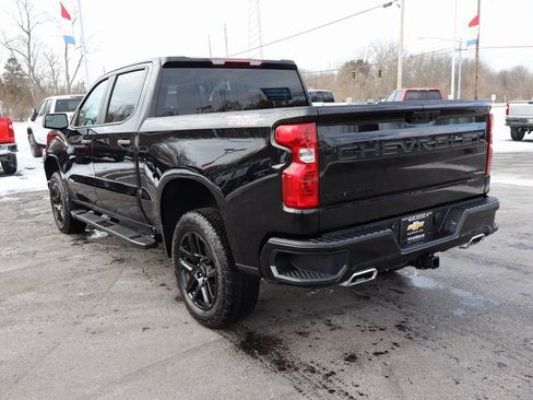 New 2026 Chevrolet Silverado 1500 Custom Trail Boss w/ LPO, Dark Essentials Package image 3