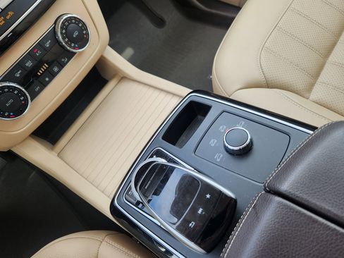 Used 2018 Mercedes-Benz GLE 350 image 16