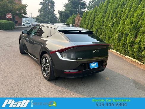Used 2024 Kia EV6 Wind w/ Wind Technology Package AWD/4WD image 6