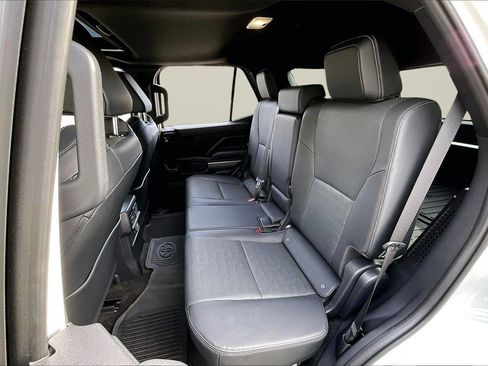 Used 2025 Toyota 4Runner TRD Off-Road Premium image 22