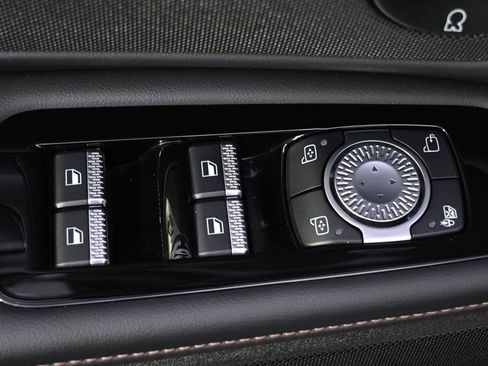 Used 2024 Lincoln Nautilus Reserve w/ Equipment Group 202A AWD/4WD image 21