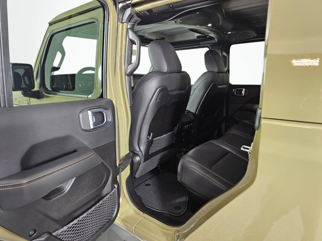 New 2026 Jeep Gladiator Sport AWD/4WD image 34