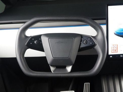 Used 2024 Tesla Cybertruck AWD Crew Cab image 19