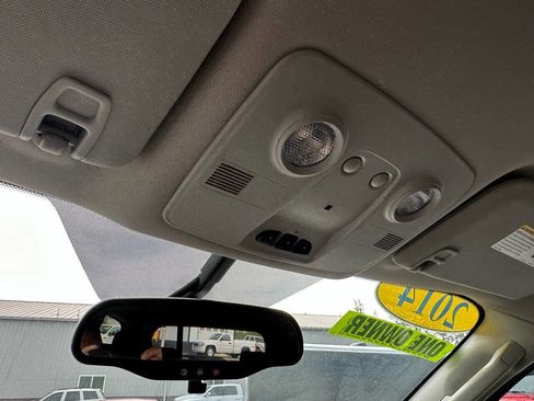 Used 2014 Chevrolet Traverse LT w/ All-Star Edition image 16