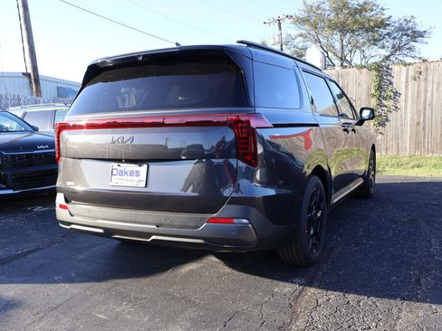 New 2026 Kia Carnival SX Prestige FWD image 6