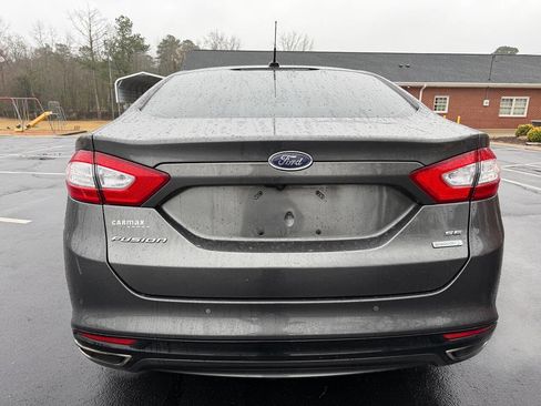 Used 2016 Ford Fusion SE w/ Equipment Group 202A FWD image 7