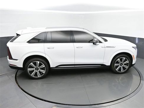 New 2025 Cadillac Escalade IQ Luxury 2 image 45