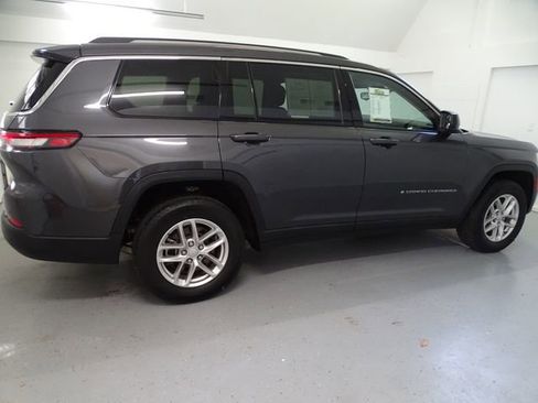 Used 2023 Jeep Grand Cherokee L Laredo AWD/4WD image 22