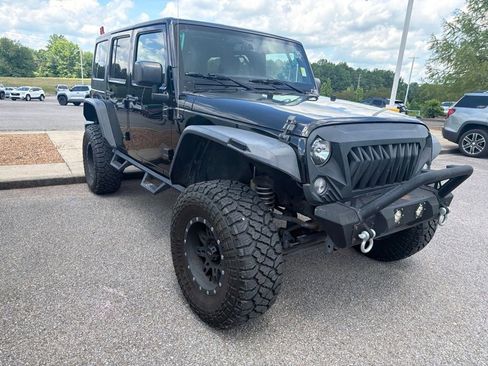 Used 2015 Jeep Wrangler Unlimited Sport w/ Quick Order Package 24S AWD/4WD image 11