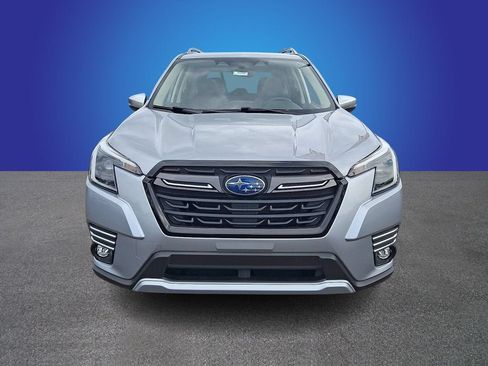 Used 2023 Subaru Forester Touring AWD/4WD image 2