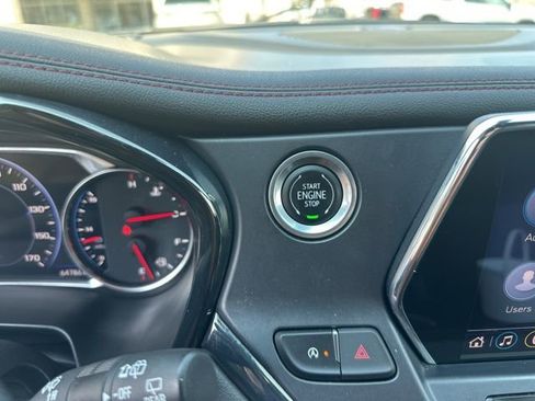 Used 2022 Chevrolet Blazer RS FWD image 19