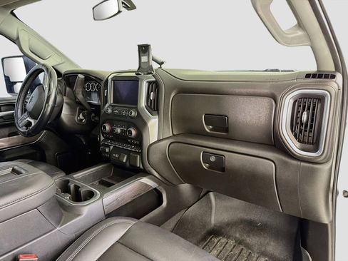 Used 2020 Chevrolet Silverado 2500 LTZ w/ LTZ Plus Package RWD image 34