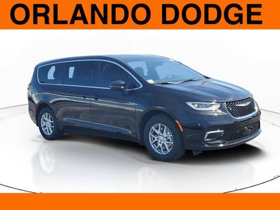 New 2026 Chrysler Pacifica Select