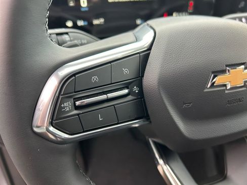 New 2025 Chevrolet Equinox LT w/ Convenience Package II image 17