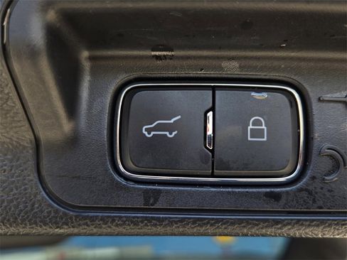 Used 2021 Ford Explorer Timberline image 14