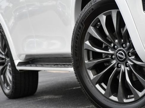 Used 2022 Nissan Armada Platinum AWD/4WD image 14