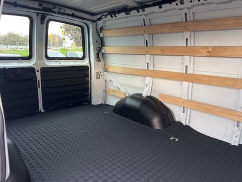 Used 2024 Chevrolet Express 2500 w/ Driver Convenience Package image 21