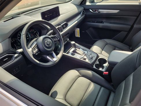 New 2025 MAZDA CX-5 AWD 2.5 S w/ Premium Plus Pkg image 3