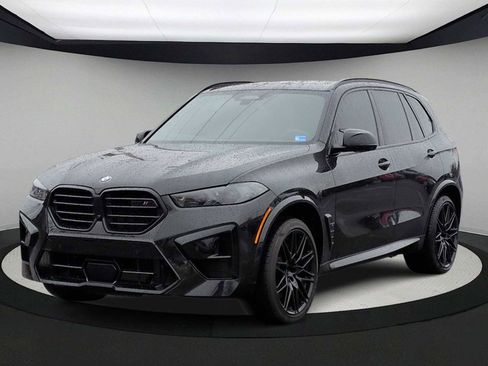 Used 2025 BMW X5 M Competition w/ Executive Package image 4