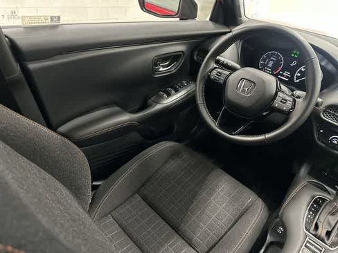 Certified 2026 Honda HR-V Sport image 12