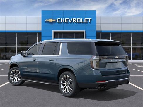 New 2025 Chevrolet Suburban Premier image 3