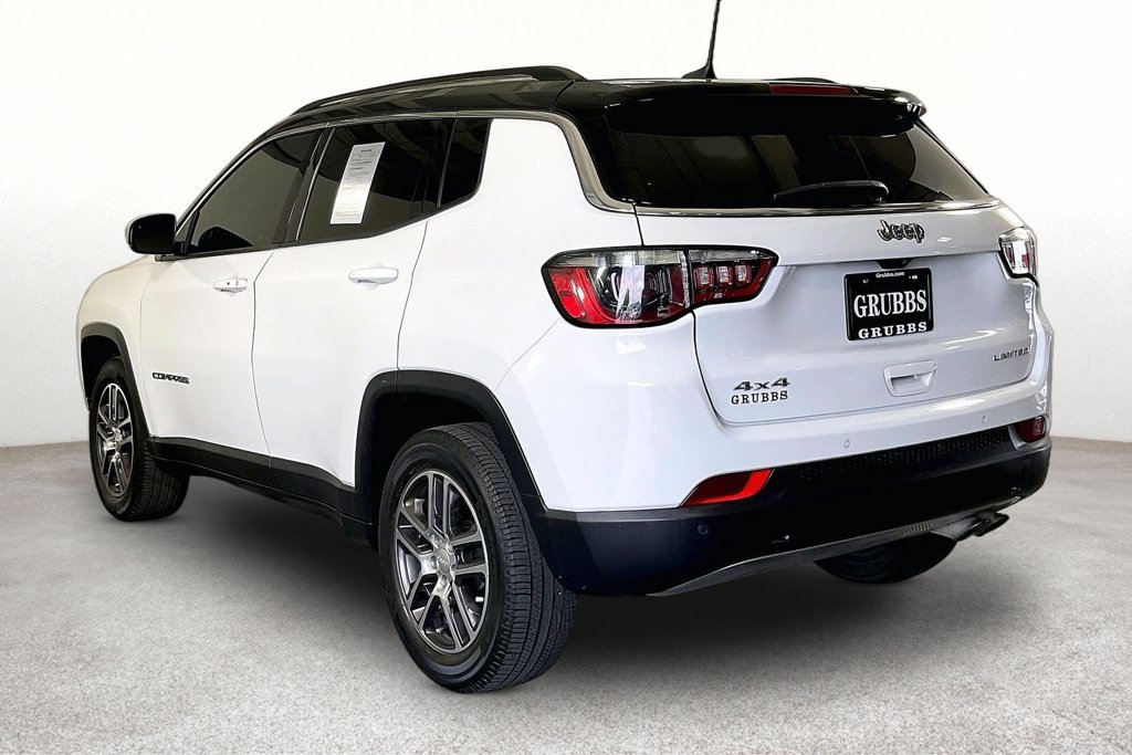 Used 2022 Jeep Compass Limited AWD/4WD image 15