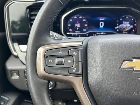 Used 2024 Chevrolet Silverado 2500 High Country w/ High Country Premium Package image 17