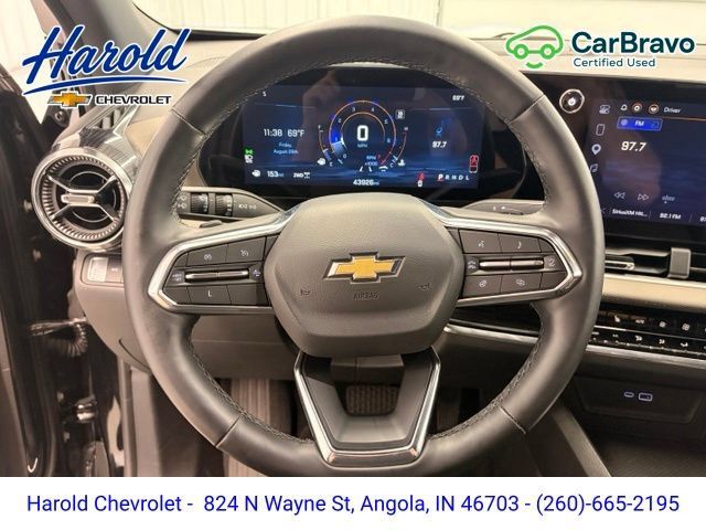 Used 2025 Chevrolet Equinox LT w/ Convenience Package II AWD/4WD image 16