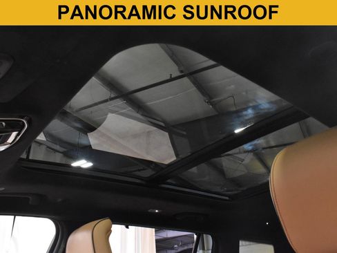 Used 2021 Jeep Grand Cherokee L Summit AWD/4WD image 5