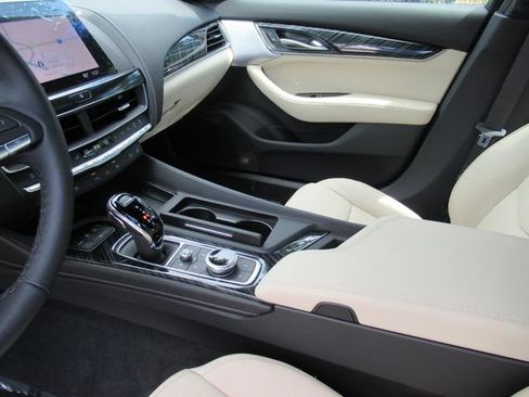 Used 2024 Cadillac CT5 Premium Luxury RWD image 17