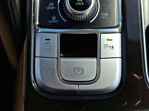 Used 2024 Kia Telluride S image 26