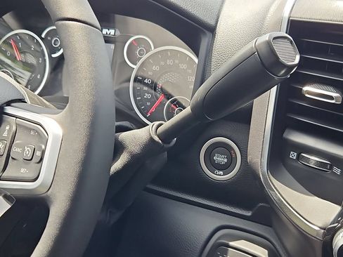 New 2026 RAM 3500 Big Horn AWD/4WD image 27