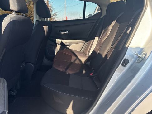 Used 2020 Nissan Sentra SV w/ Lighting Package image 31