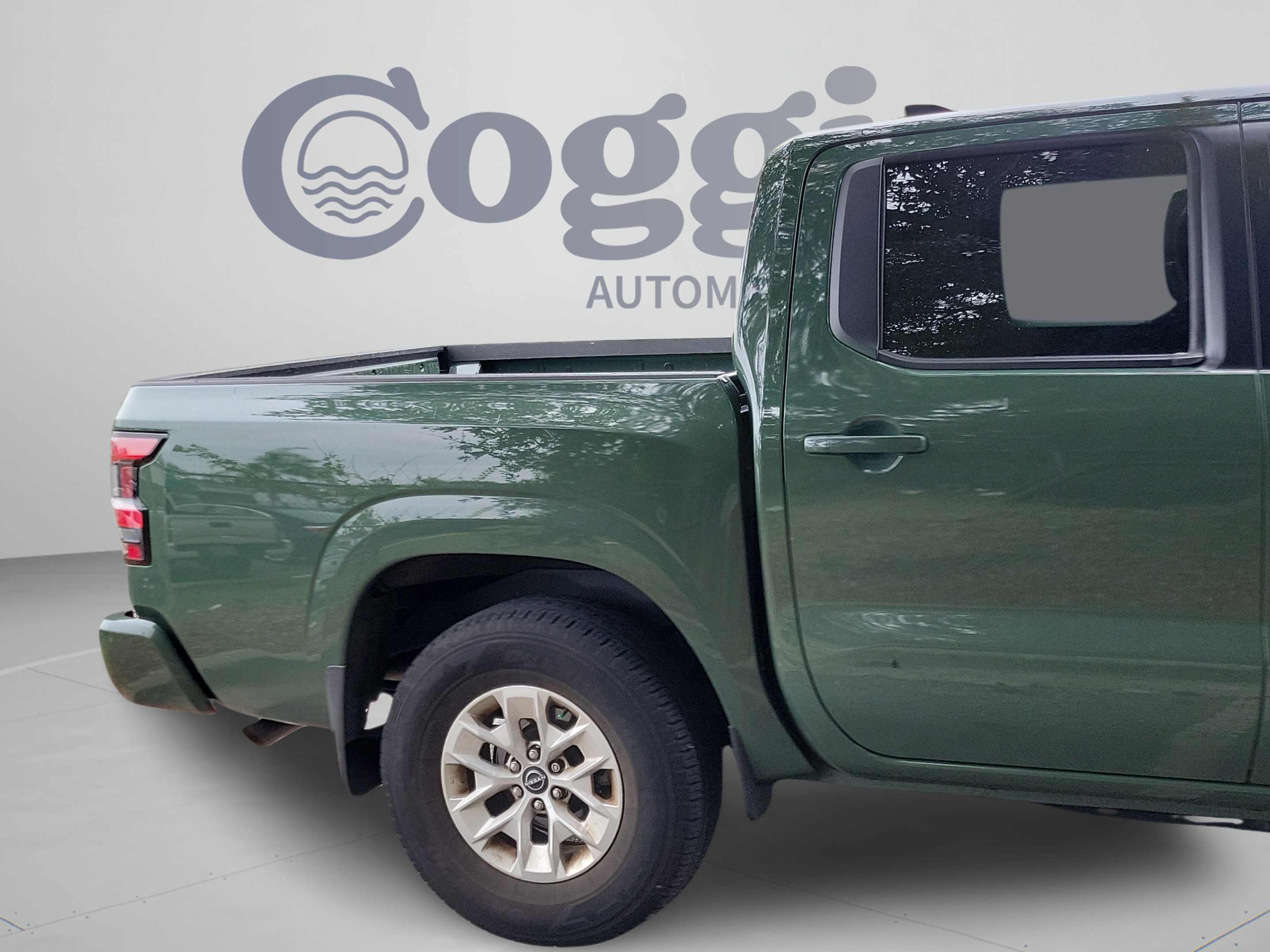 Used 2024 Nissan Frontier SV w/ Technology Package RWD image 15