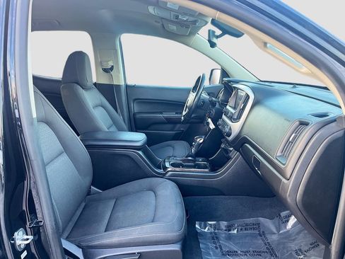 Used 2022 GMC Canyon Elevation image 25