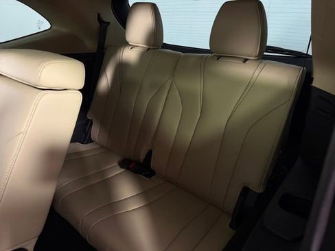 Used 2024 Acura MDX SH-AWD image 18